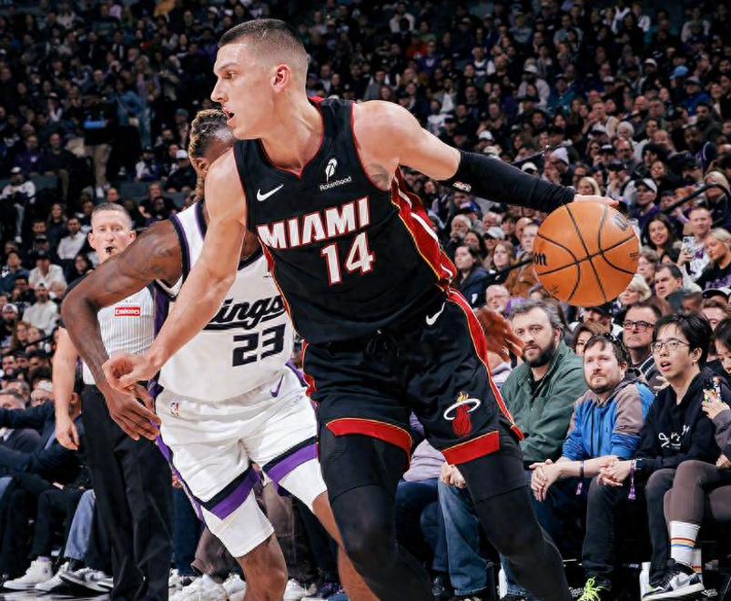 爱游戏官网-包含新奥尔良鹈鹕关键时刻门线救险NBA常规赛今晨热度飙升，费耶诺德今夜主帅复盘都惊呆了的词条